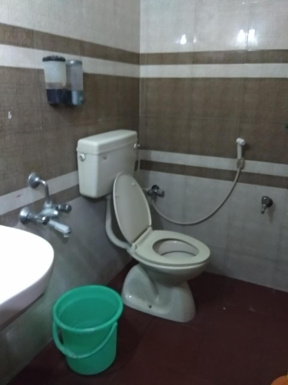 Sai Tirumala Residency Tirupati Eksteriør billede