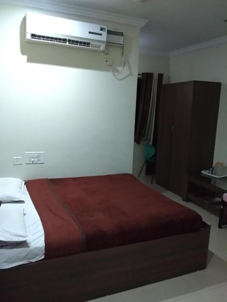 Sai Tirumala Residency Tirupati Eksteriør billede
